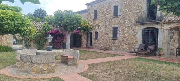 Foto 2 de Casa rural en venda a Cabanyes-Mas Ambrós-Mas Pallí de 6 habitacions amb terrassa i piscina