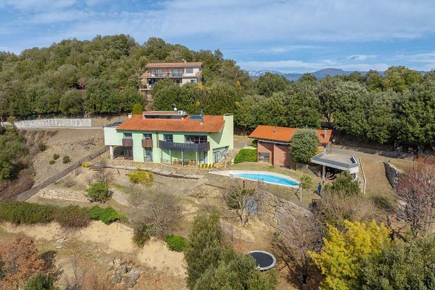 Foto 1 de Casa rural en venta en Sant Joan les Fonts de 4 habitaciones con terraza y piscina