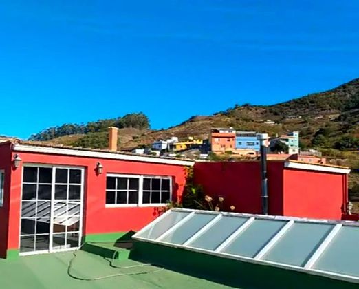 Foto 1 de Chalet en venta en San Cristóbal de La Laguna - La Vega - San Lázaro de 4 habitaciones con terraza y garaje