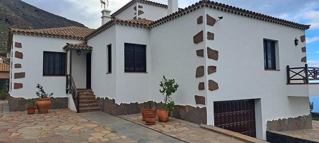 Foto 1 de Chalet en venta en Araya de 3 habitaciones con piscina y garaje