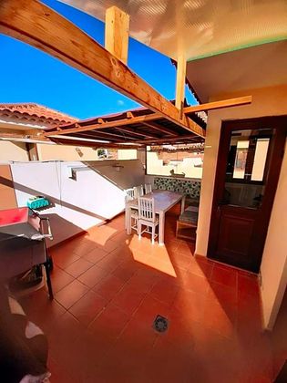 Foto 2 de Venta de casa en Costa Adeje de 3 habitaciones con terraza y garaje