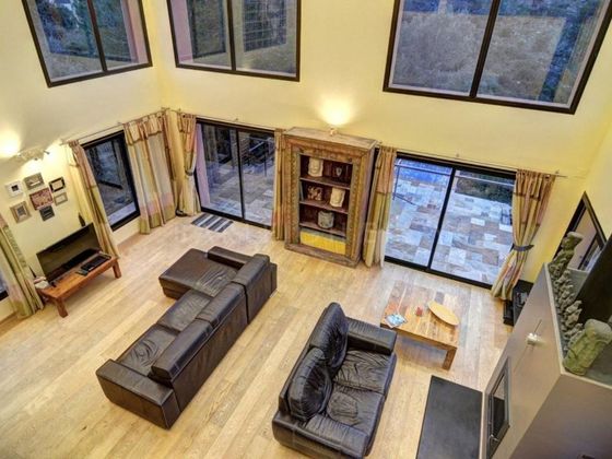 Foto 2 de Casa en venda a Olivella de 5 habitacions amb terrassa i piscina