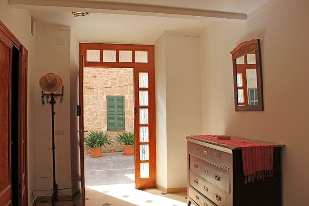 Foto 2 de Casa rural en venda a Ciutat d'Alcúdia de 4 habitacions amb terrassa i aire acondicionat