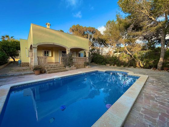 Foto 1 de Chalet en venta en Cala Pi-Vallgornera de 2 habitaciones con terraza y piscina