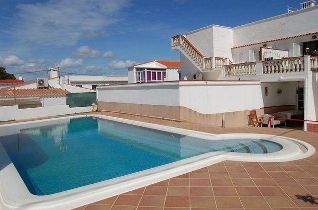 Foto 1 de Xalet en venda a Castell (Es) de 4 habitacions amb terrassa i piscina