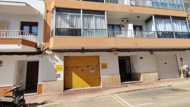 Foto 1 de Venta de local en Castell (Es) con garaje