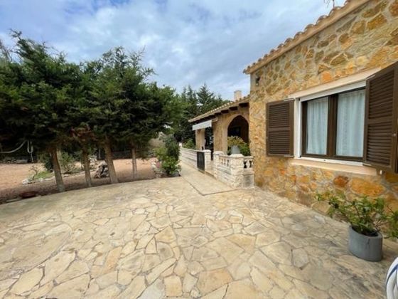 Foto 1 de Chalet en venta en Sant Climent-Es Canutells de 3 habitaciones con terraza y garaje