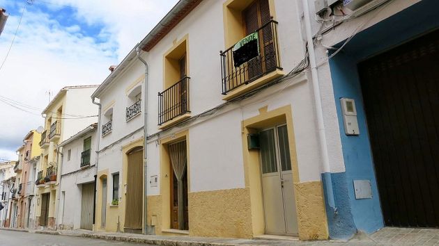 Foto 1 de Casa en venda a Tárbena de 6 habitacions amb terrassa i balcó