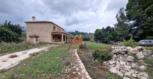 Foto 1 de Casa rural en venda a Tárbena de 4 habitacions i 212 m²