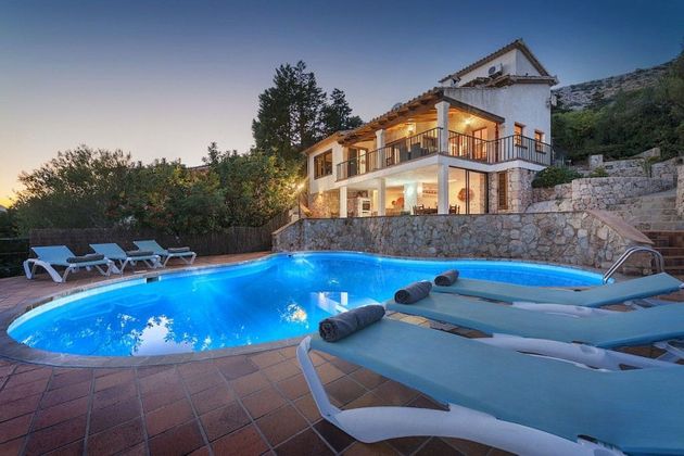 Foto 1 de Casa en venta en Pollença de 4 habitaciones con terraza y piscina