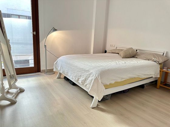 Foto 2 de Pis en venda a calle Santiago Rusiñol de 3 habitacions amb aire acondicionat i calefacció