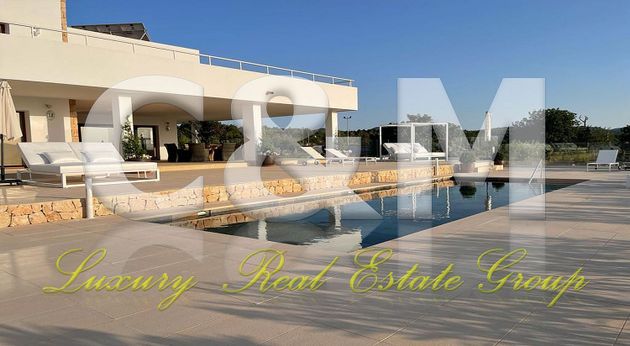 Foto 2 de Xalet en venda a Sant Antoni de Portmany de 5 habitacions amb terrassa i piscina