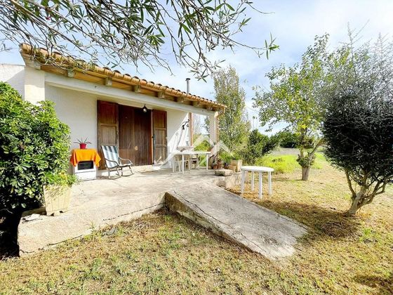 Foto 1 de Casa rural en venda a Sant Joan de 1 habitació amb terrassa i jardí