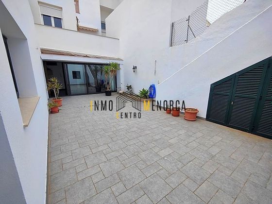 Foto 2 de Chalet en venta en Ciutadella de 4 habitaciones con terraza