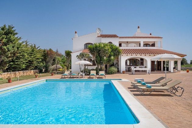Foto 2 de Casa rural en venda a Ferreries de 6 habitacions amb terrassa i piscina