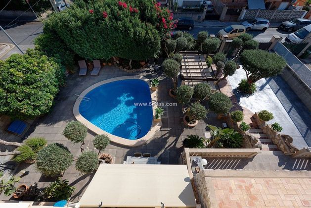 Foto 1 de Venta de casa en Can Pastilla - Les Meravelles - S'Arenal de 4 habitaciones con terraza y piscina