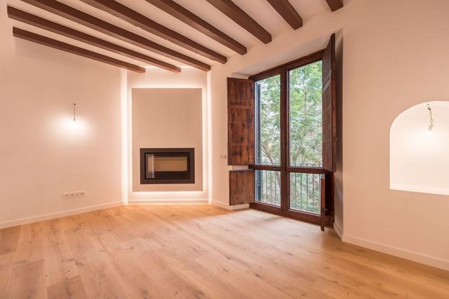 Foto 1 de Dúplex en venda a La Seu - Cort - Monti-sión de 2 habitacions amb garatge i aire acondicionat