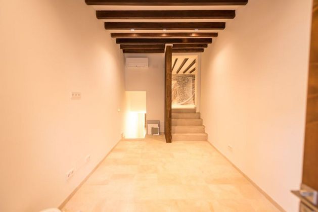 Foto 1 de Venta de piso en Sta. Catalina - El Jonquet de 2 habitaciones y 80 m²