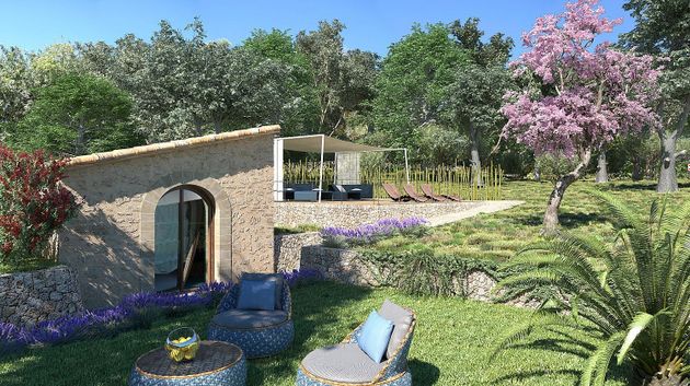 Foto 1 de Casa adosada en venta en Santa Eugènia de 11 habitaciones con terraza y piscina