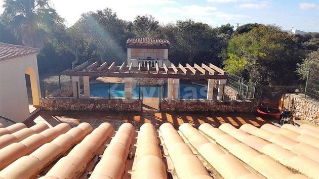 Foto 2 de Venta de casa en Sant Lluís de 5 habitaciones con terraza y piscina