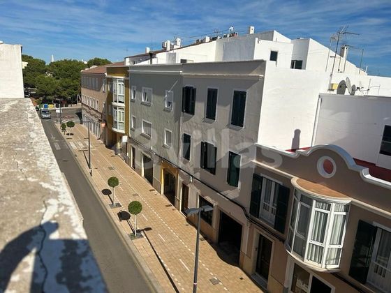 Foto 1 de Dúplex en venta en Ciutadella de 6 habitaciones con terraza