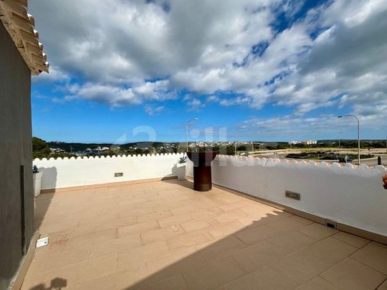 Foto 2 de Casa en venda a Castell (Es) de 3 habitacions amb terrassa i aire acondicionat