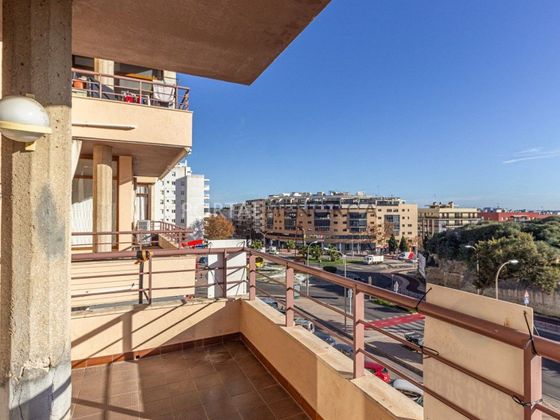 Foto 1 de Pis en venda a Maó de 5 habitacions amb terrassa i balcó