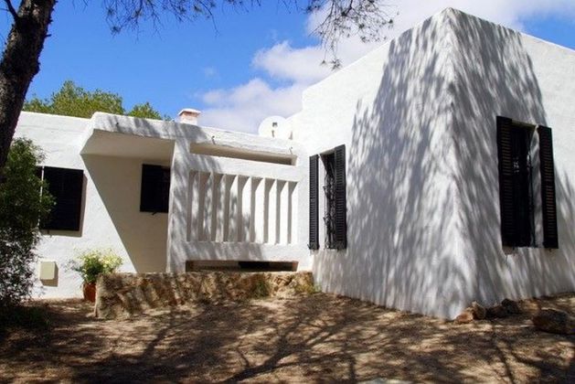 Foto 1 de Casa en venda a calle Migjorn de 3 habitacions amb terrassa i garatge