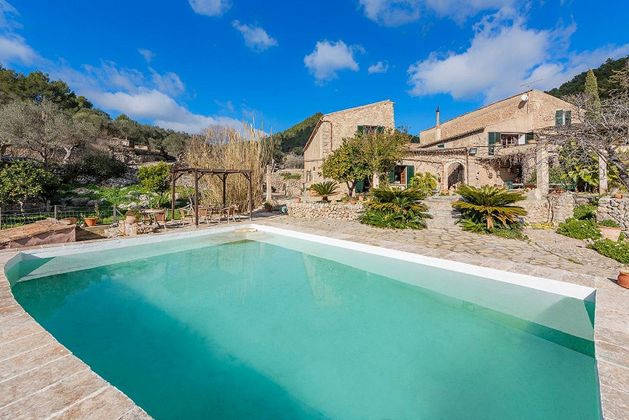 Foto 1 de Casa en venda a Esporles de 7 habitacions amb piscina i garatge