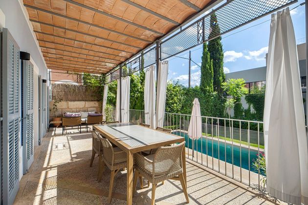 Foto 2 de Xalet en venda a El Terreno de 4 habitacions amb terrassa i piscina