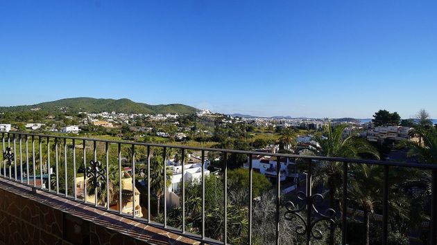 Foto 1 de Pis en venda a Santa Eulalia del Río de 3 habitacions amb terrassa i piscina