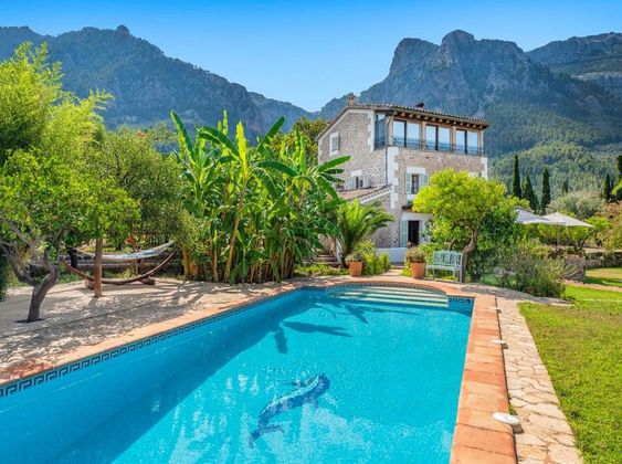 Foto 1 de Casa rural en venda a Fornalutx de 4 habitacions amb terrassa i piscina