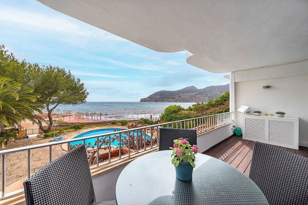 Foto 1 de Pis en venda a Es Camp de Mar de 2 habitacions amb piscina i balcó