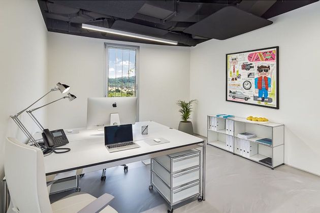 Foto 1 de Oficina en alquiler en calle Illes Canaries de 52 m²