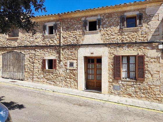Foto 1 de Casa adossada en venda a Llubí de 5 habitacions amb terrassa i garatge