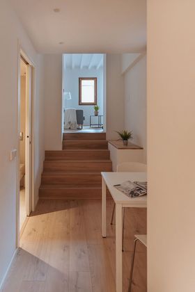 Foto 2 de Venta de piso en La Seu - Cort - Monti-sión de 1 habitación con balcón y aire acondicionado