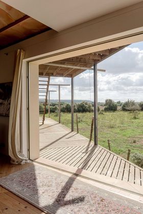 Foto 1 de Venta de casa rural en Salines (Ses) de 4 habitaciones con terraza y piscina
