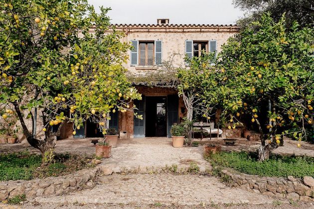 Foto 1 de Casa rural en venda a Establiments - Son Espanyol - Son Sardina de 5 habitacions amb terrassa i garatge