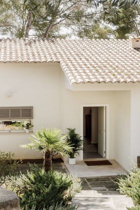 Foto 2 de Chalet en venta en Port d'Alcúdia - Platja d'Alcúdia de 4 habitaciones con terraza y garaje