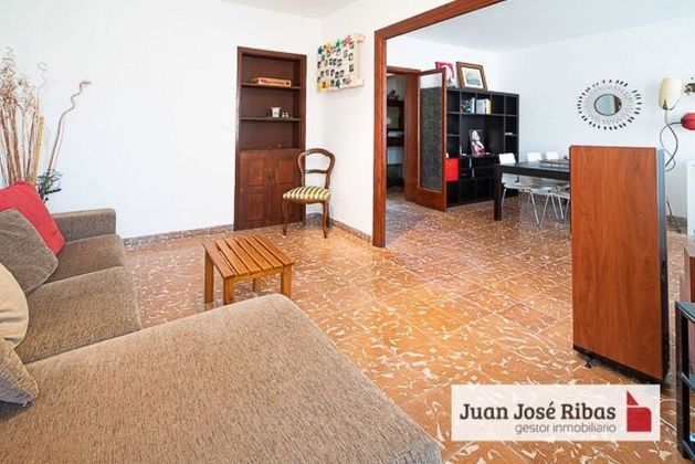 Foto 2 de Venta de piso en Ses Figueretes - Platja d'en Bossa - Cas Serres de 3 habitaciones con balcón