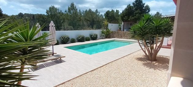 Foto 2 de Chalet en alquiler en San Agustín - Cala de Bou de 4 habitaciones con terraza y piscina