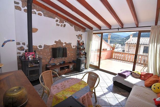 Foto 1 de Venta de casa adosada en Sóller de 4 habitaciones con terraza