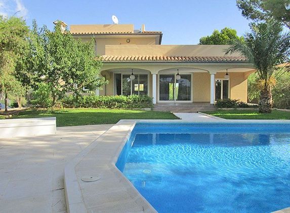 Foto 1 de Xalet en lloguer a Sol de Mallorca de 3 habitacions amb terrassa i piscina