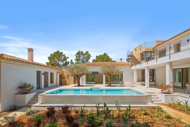 Foto 1 de Chalet en venta en Sol de Mallorca de 5 habitaciones con piscina y garaje