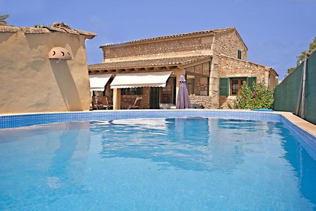 Foto 1 de Venta de chalet en Campos de 2 habitaciones con terraza y piscina