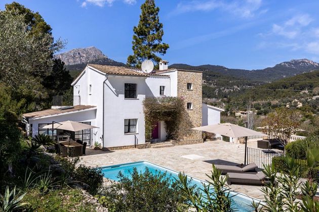 Foto 2 de Xalet en venda a Puigpunyent de 5 habitacions amb terrassa i piscina