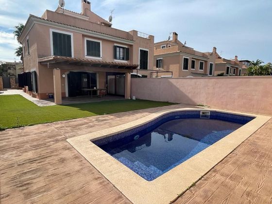 Foto 1 de Casa en venta en calle De la Cadernera de 3 habitaciones con terraza y piscina