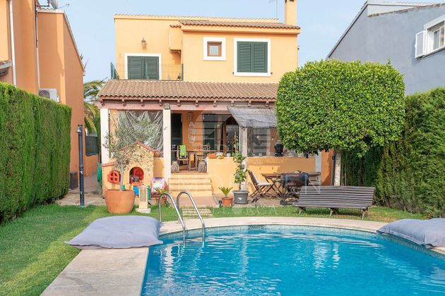 Foto 2 de Chalet en venta en Badia Blava-Badia Gran-Tolleric de 3 habitaciones con terraza y piscina
