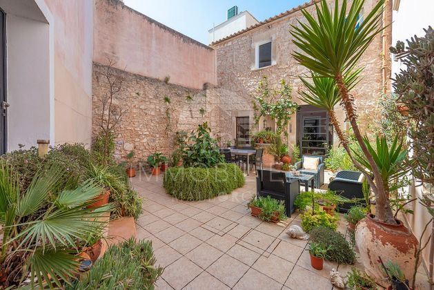 Foto 1 de Casa adossada en venda a Santanyí de 6 habitacions amb terrassa i garatge