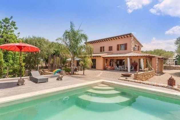 Foto 1 de Casa rural en venda a Llubí de 4 habitacions amb terrassa i piscina